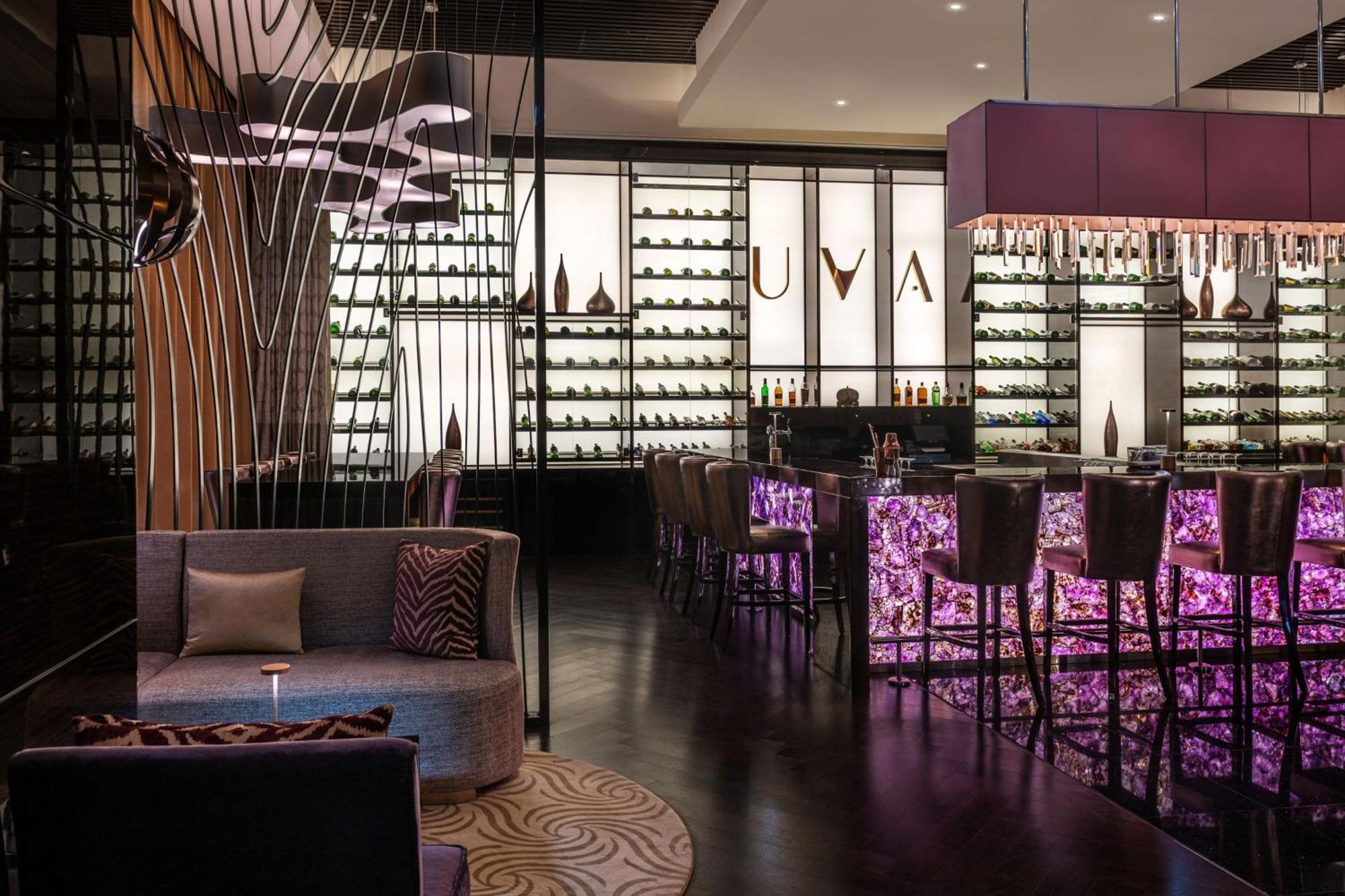 Marriott Hotel Al Forsan, אבו דאבי מראה חיצוני תמונה UVA Bar