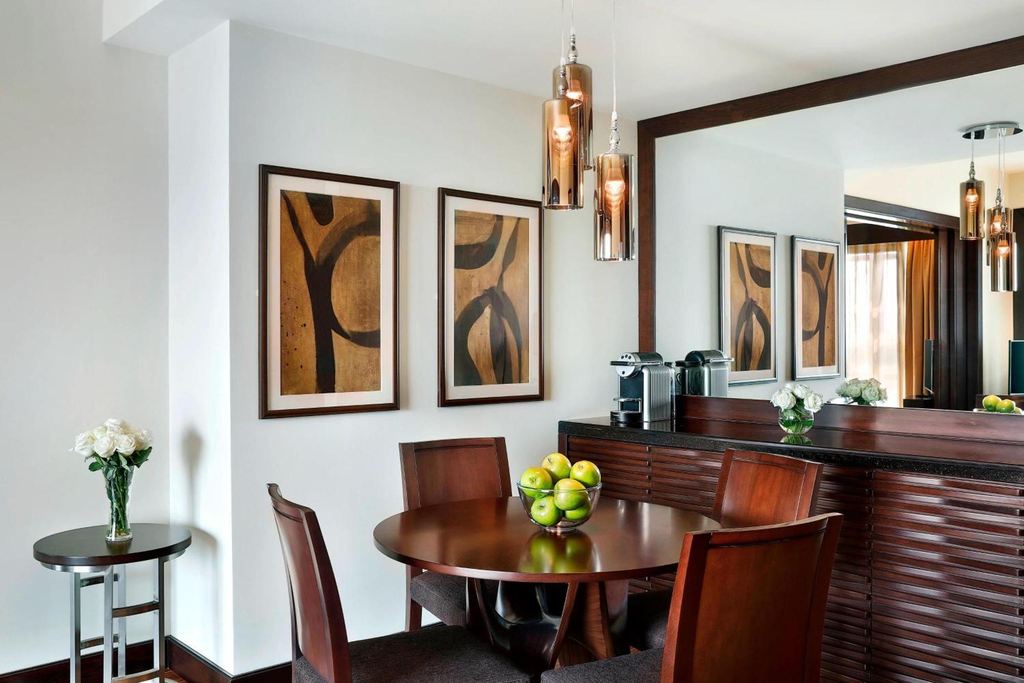 Marriott Hotel Al Forsan, אבו דאבי מראה חיצוני תמונה A dining room